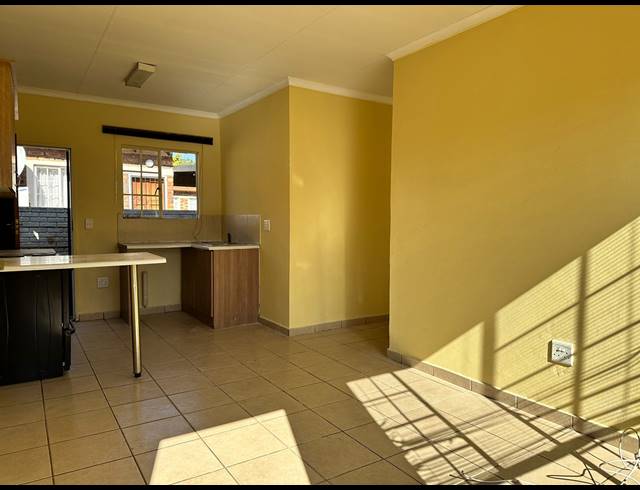 3 BEDROOM DUPLEX FOR SALE IN THE ORCHARDS